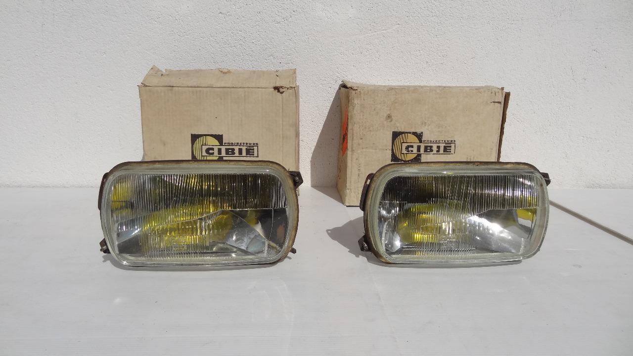 Phares LANCIA Fulvia zagato LesAnciennes.com