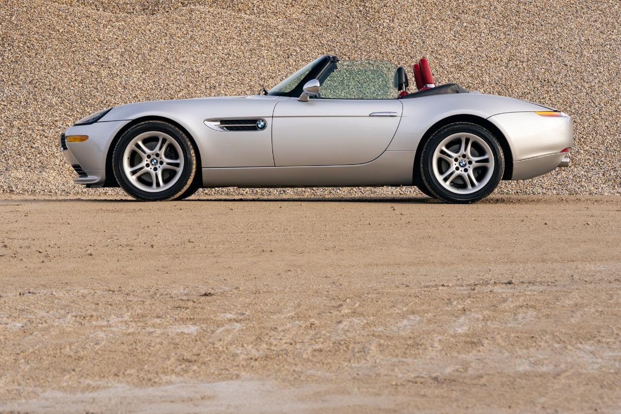 BMW Z8 roadster - 2001 LesAnciennes.com