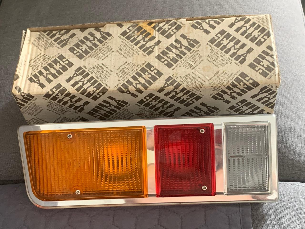 Feu RENAULT 16 (R16) R 16 TX LesAnciennes.com
