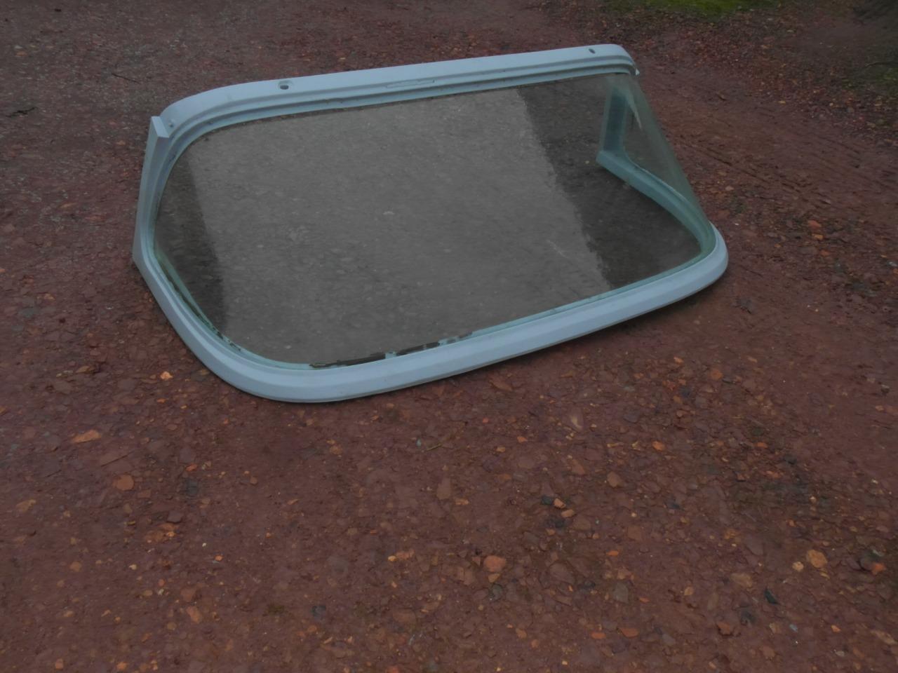 TRIUMPH SURREY TOP LesAnciennes.com