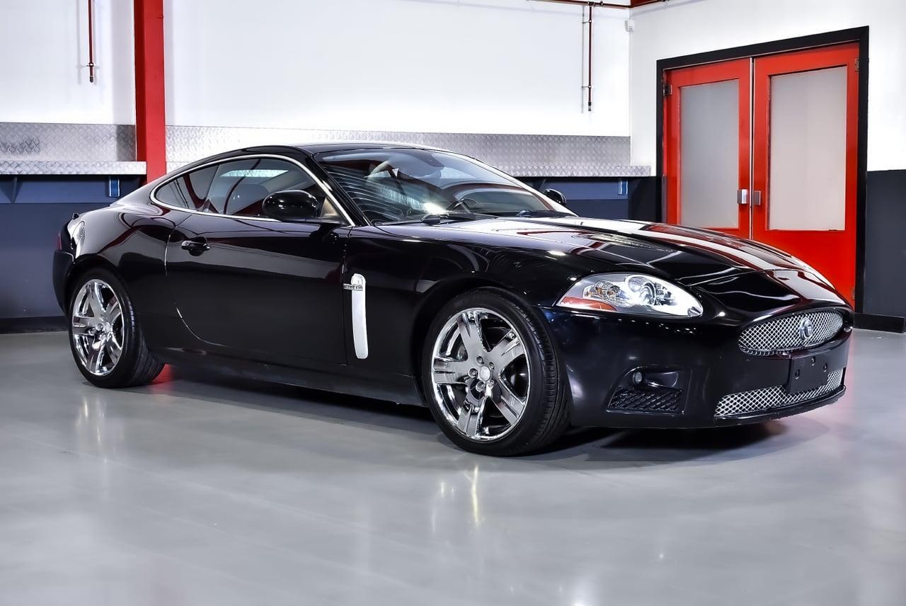 2007 Jaguar XKR Coupe 4,2L "Supercharged" V8 LesAnciennes.com