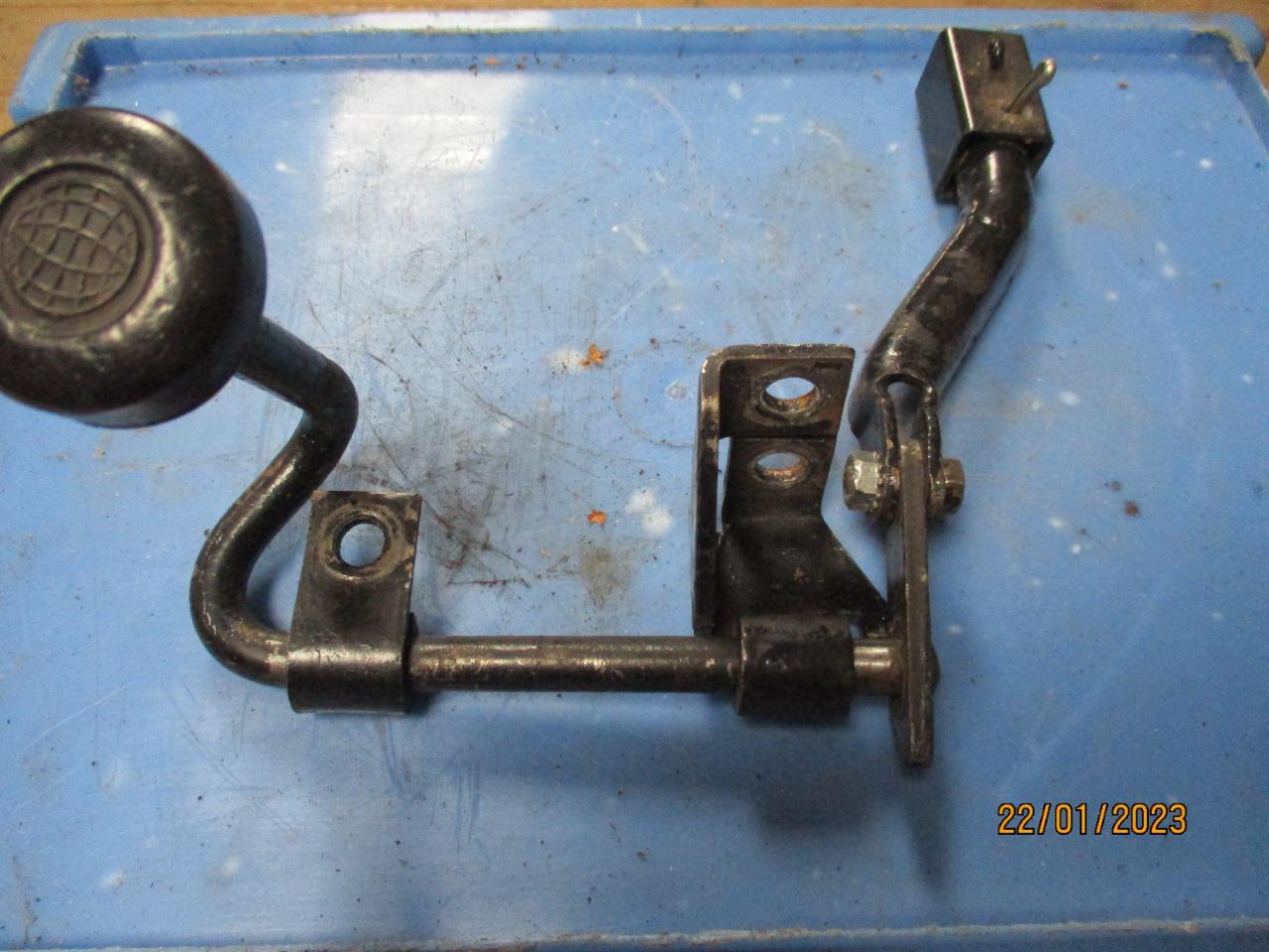 Pédale de démarrage LesAnciennes.com