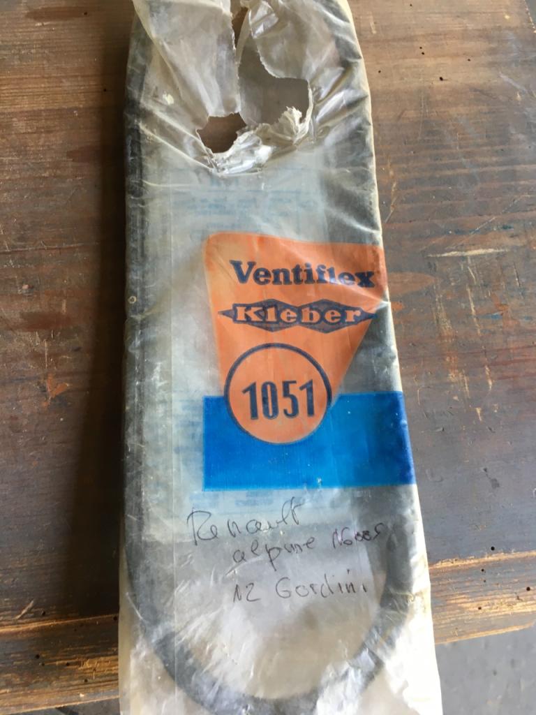 Pièces RENAULT 12 (R12) gordini ; alpine LesAnciennes.com