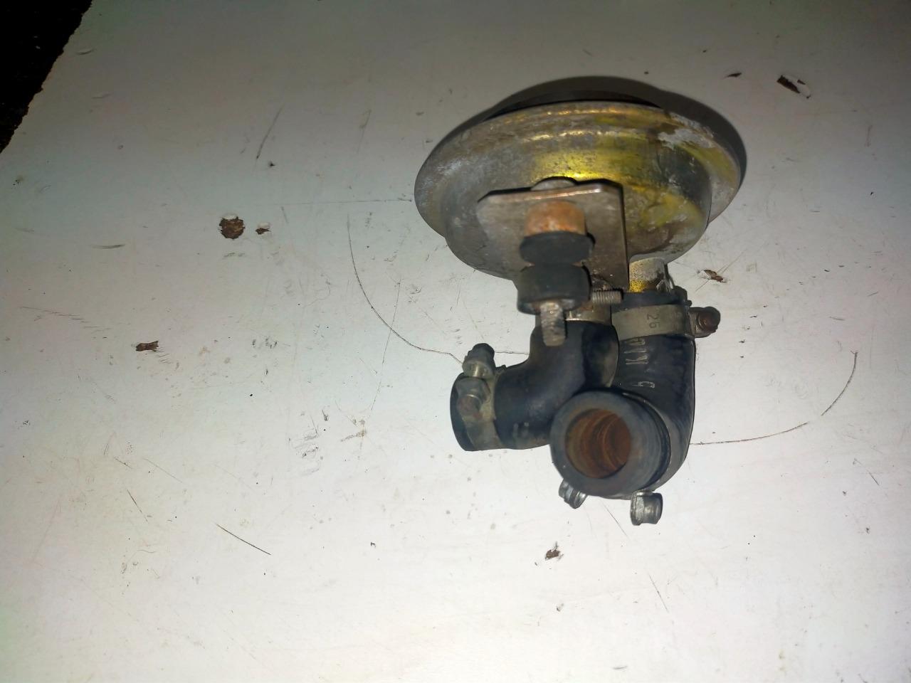 PORSCHE 924 Turbo-Limiteur de dépression LesAnciennes.com