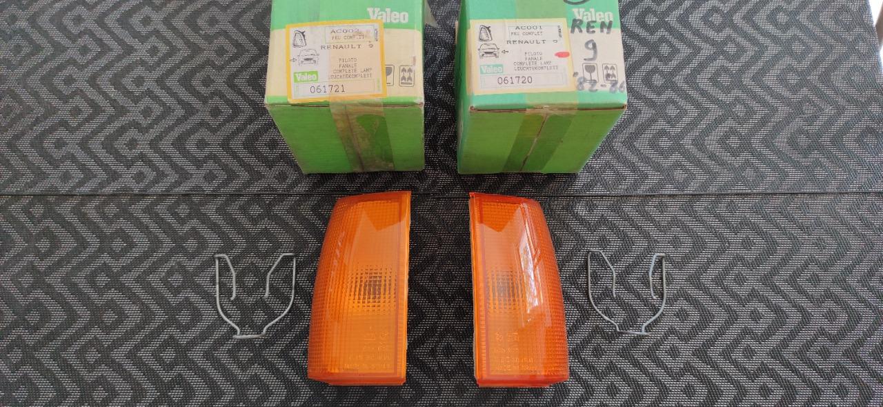 Clignotants RENAULT 9 (R9) série 1 LesAnciennes.com