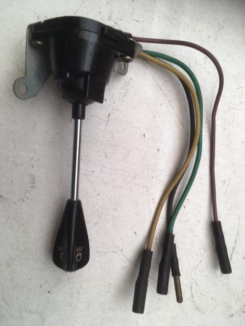 Commutateur feux volvo 140 1967 LesAnciennes.com