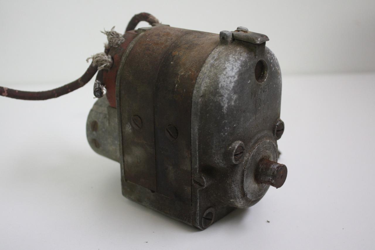 Magnéto 4 cylindres RB Type N10/4 N 10 4 Citroen LesAnciennes.com