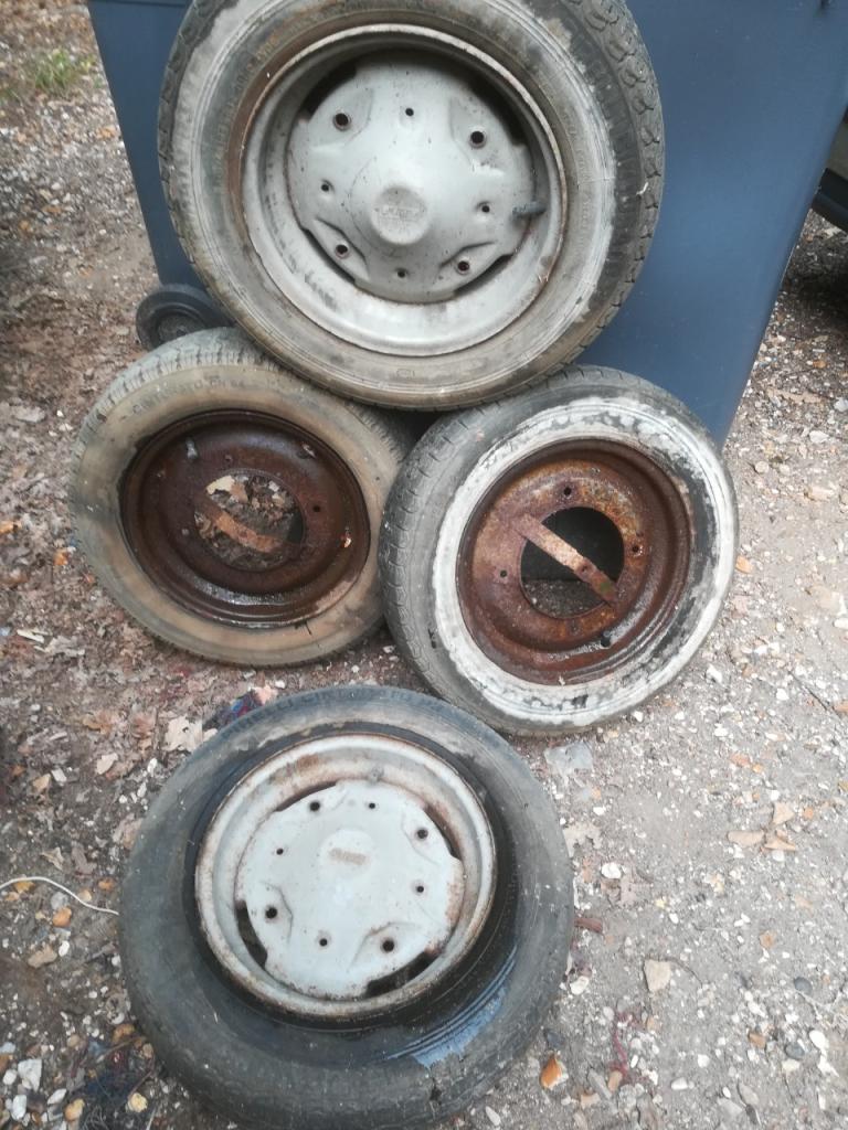 Roue FIAT 500 LesAnciennes.com