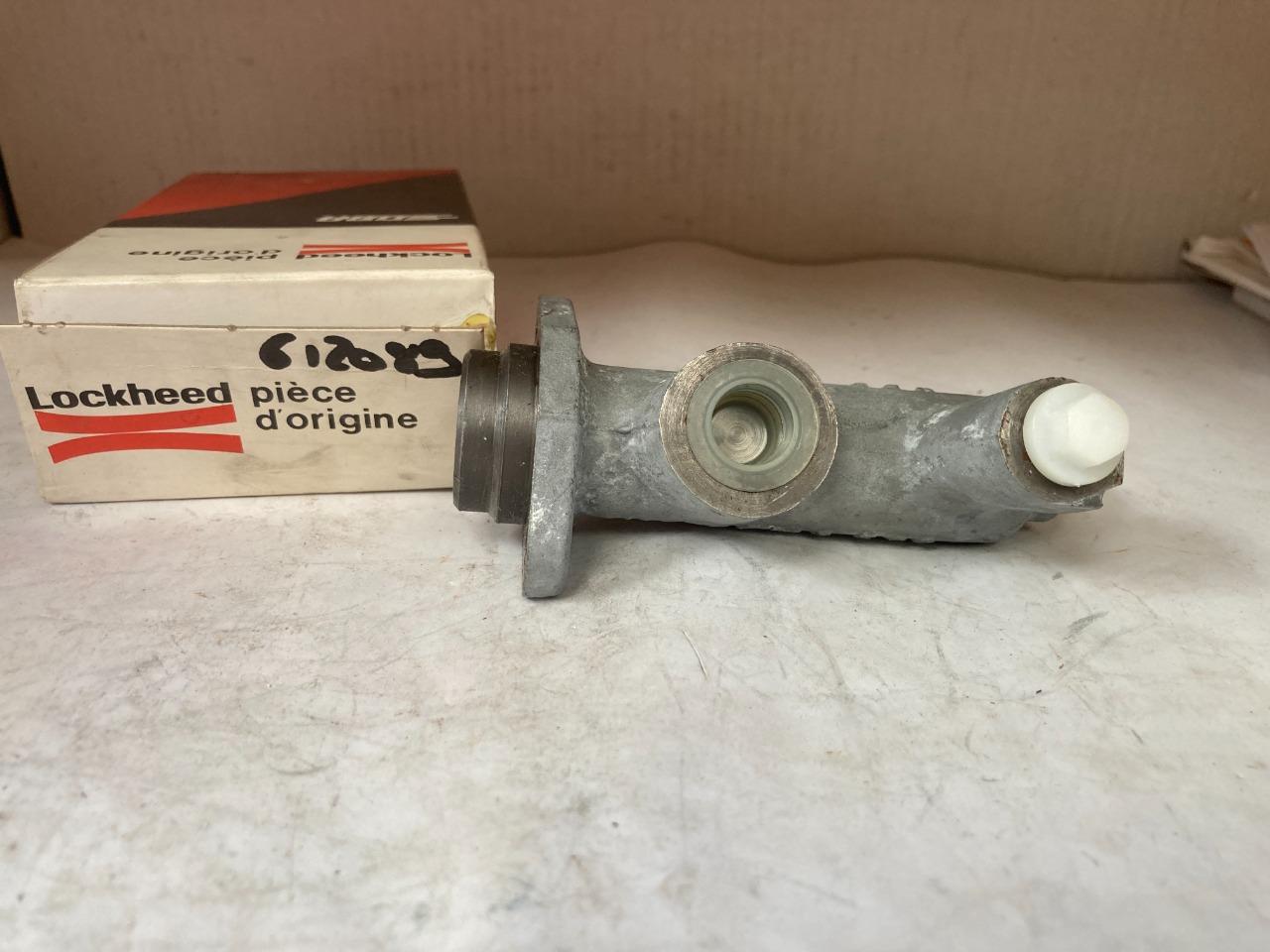 Emetteur embrayage neuf SIMCA 1100 LesAnciennes.com