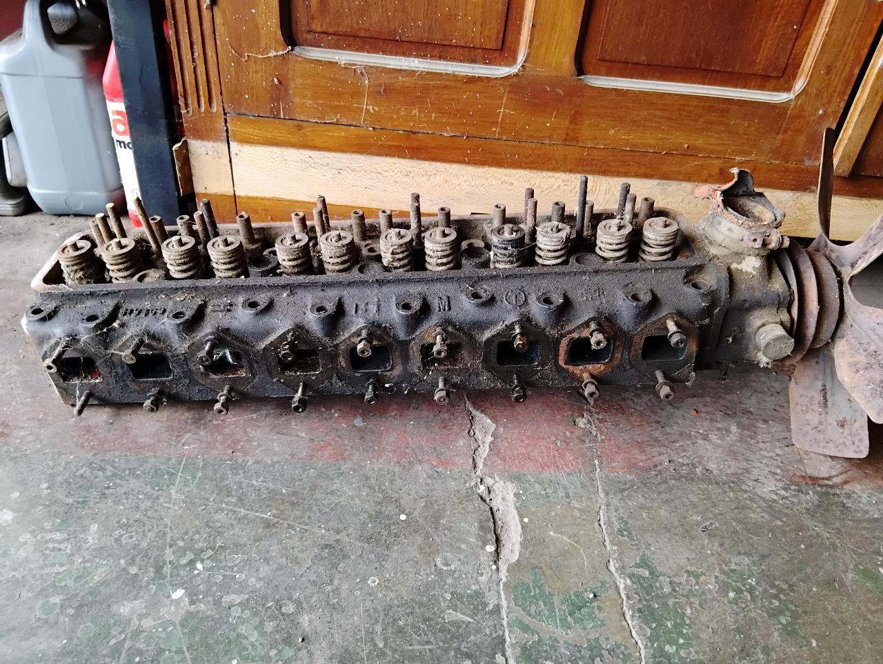 Culasse DELAHAYE 135 135 LesAnciennes.com