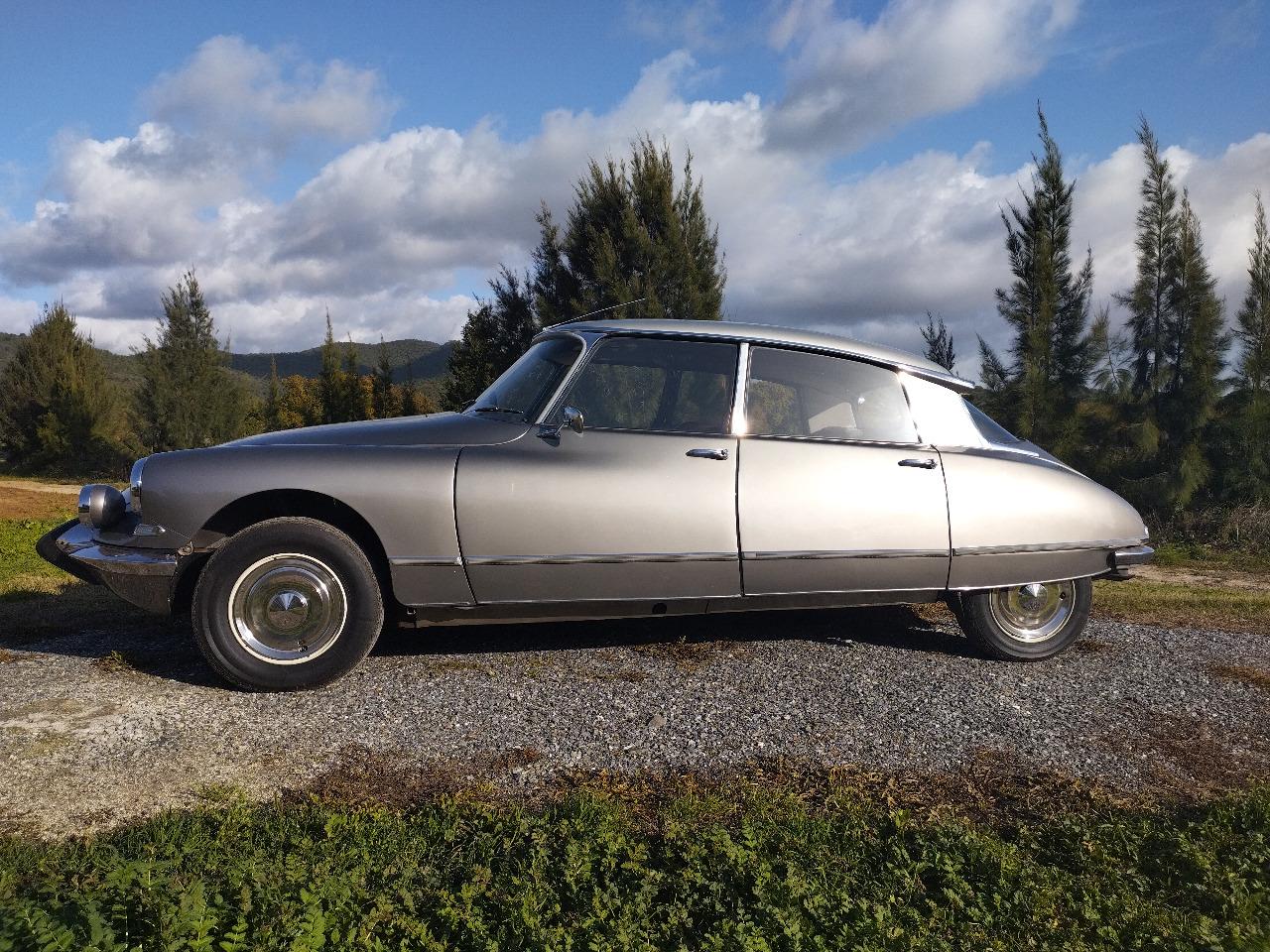 CITROEN DS DS19 Pallas - 1967 LesAnciennes.com