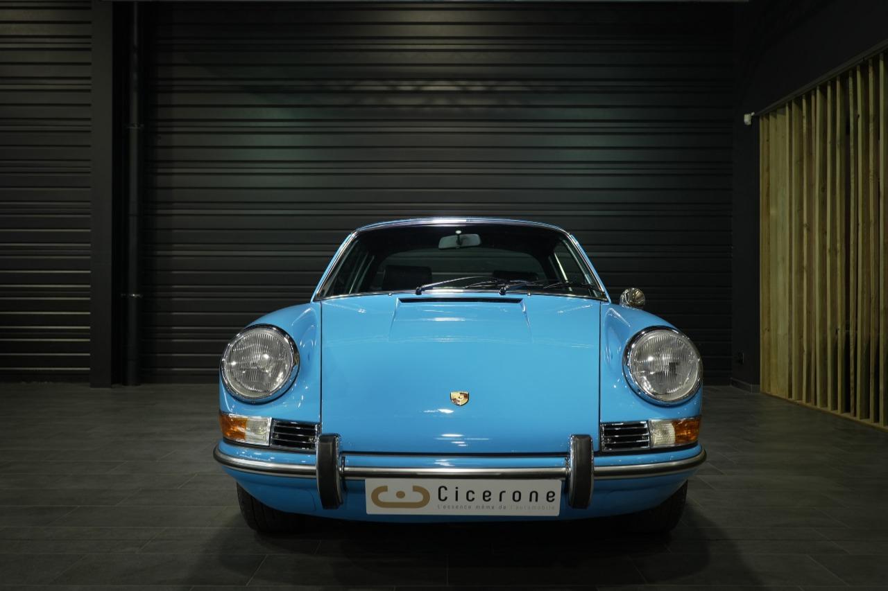 PORSCHE 911 Targa 2.2L - 1971 LesAnciennes.com
