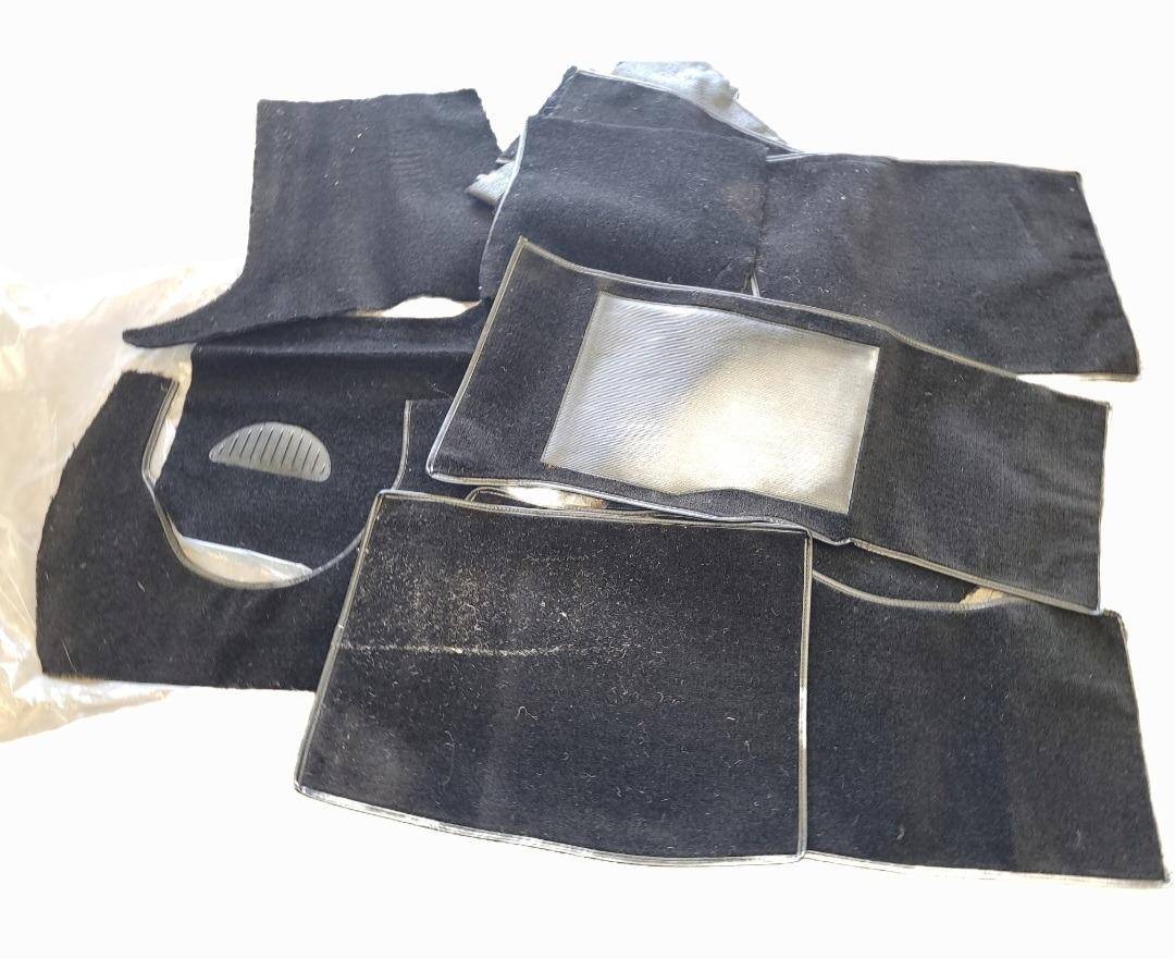 KIT MOQUETTES NEUVE TRIUMPH TR3A TR2 A TR3B LesAnciennes.com