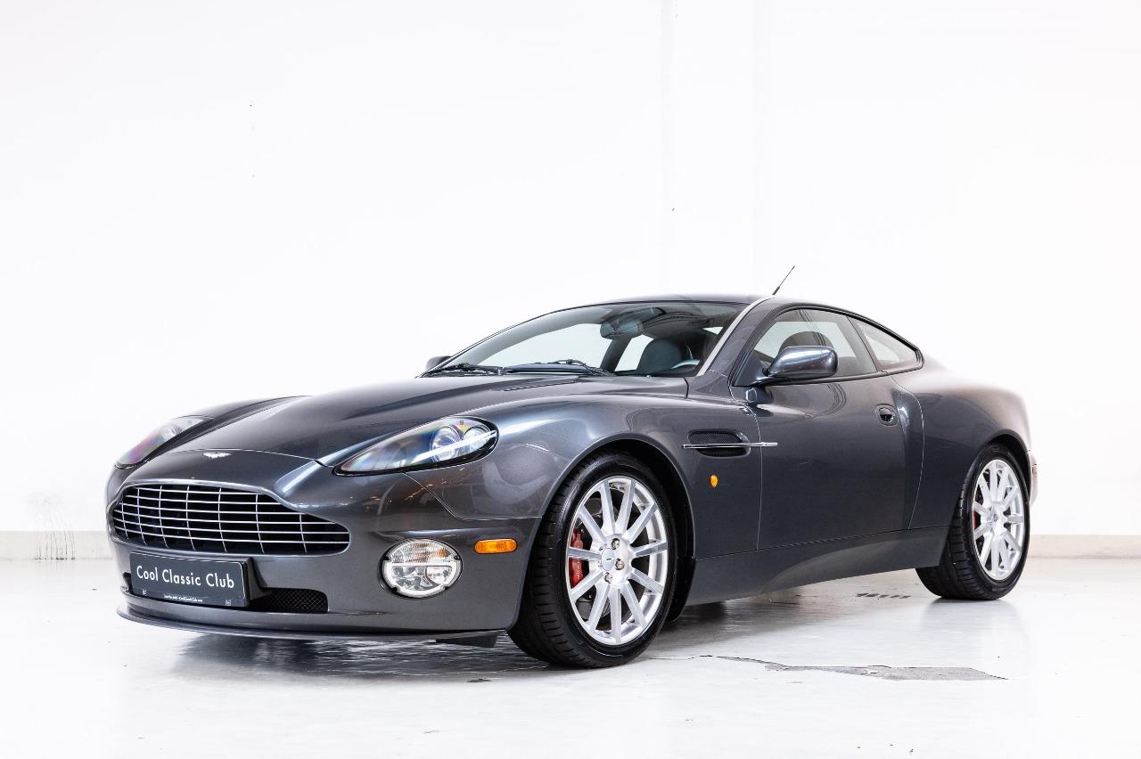 ASTON MARTIN Vanquish V12 S - 2006 LesAnciennes.com