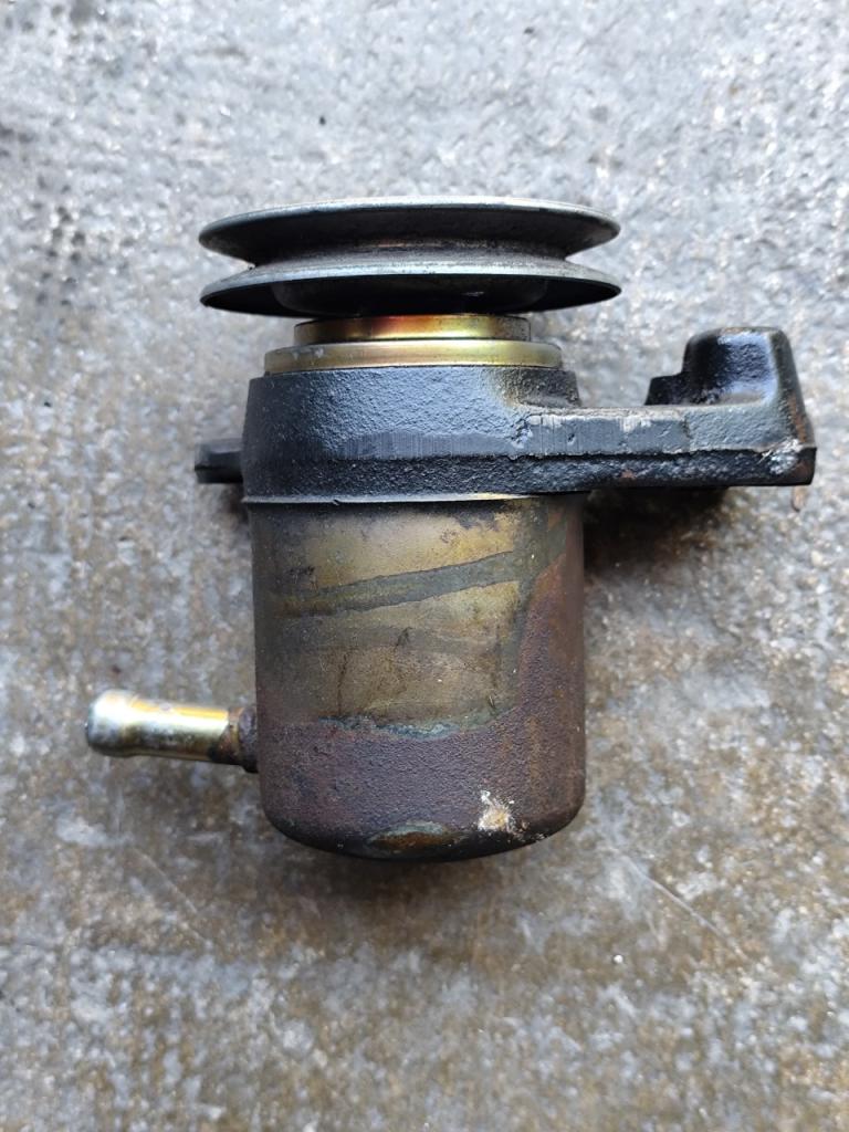 Pompe HP suspensions CITROEN BX LesAnciennes.com
