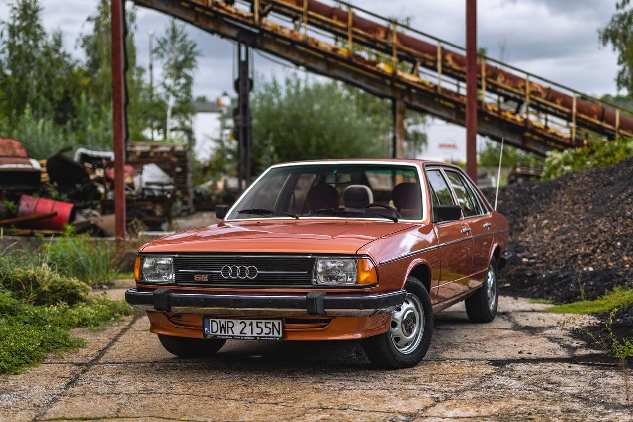 1977 Audi C2 100GL 5E LesAnciennes.com