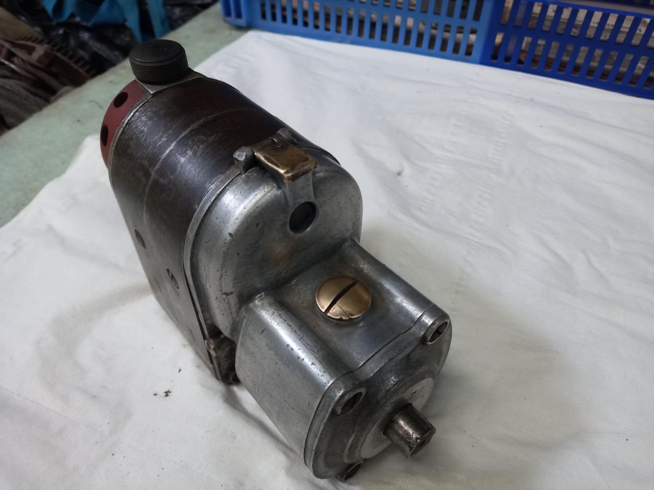 Pièces RB 158787 LesAnciennes.com