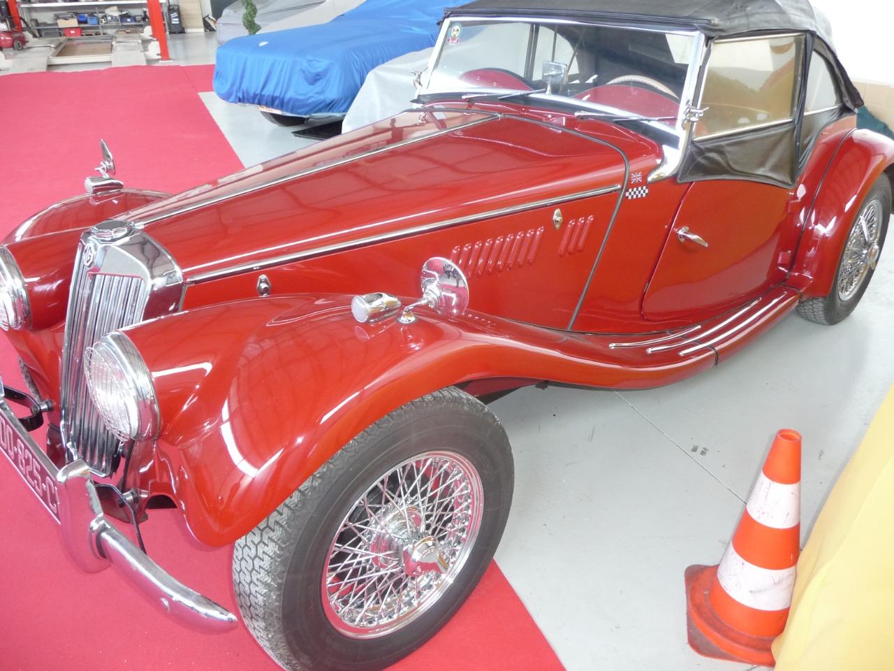 MG TF 1250 - 1954 LesAnciennes.com