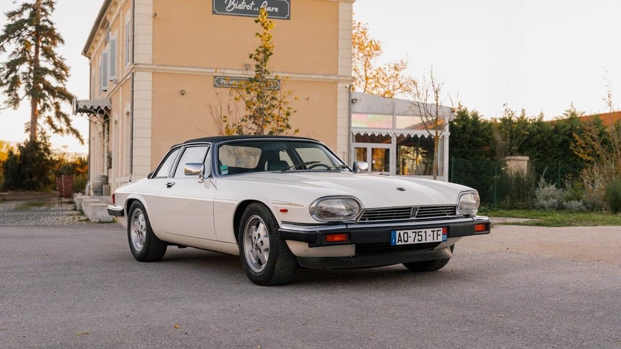 1985 Jaguar XJ-S-C Targa LesAnciennes.com