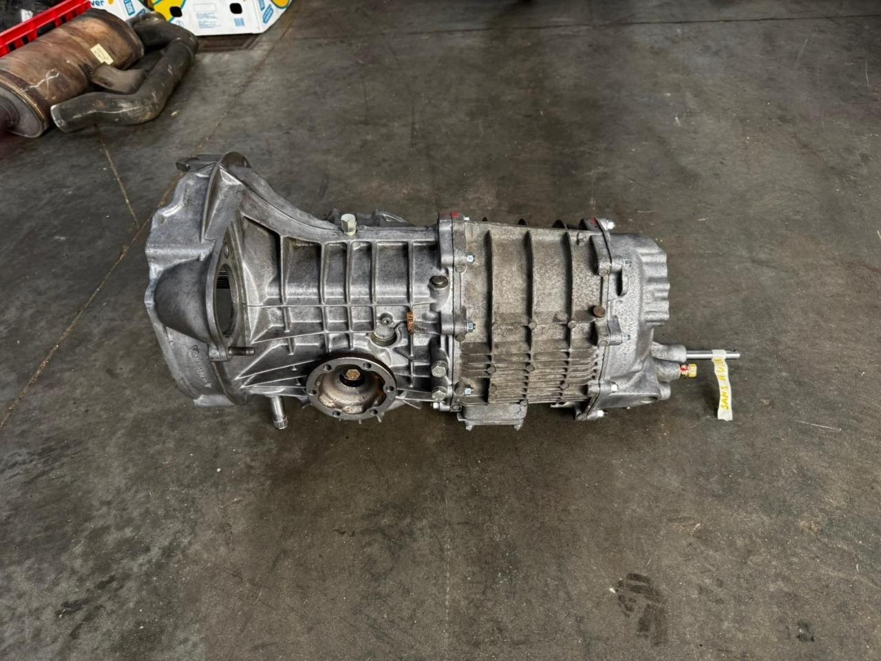 Boîte de vitesses Porsche® 3.3 avec autobloquant LesAnciennes.com