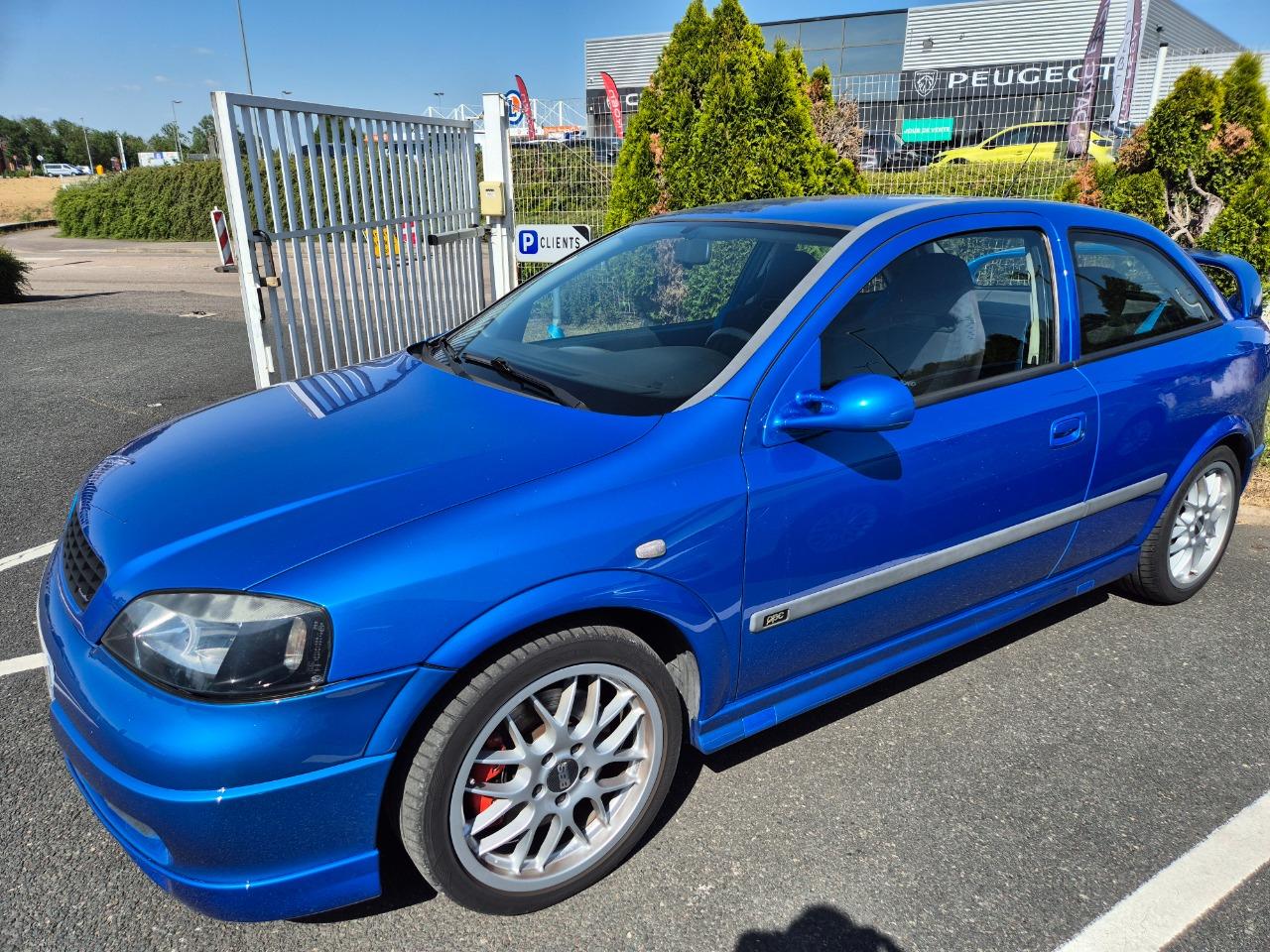OPEL Opel astra OPC - 2000 LesAnciennes.com