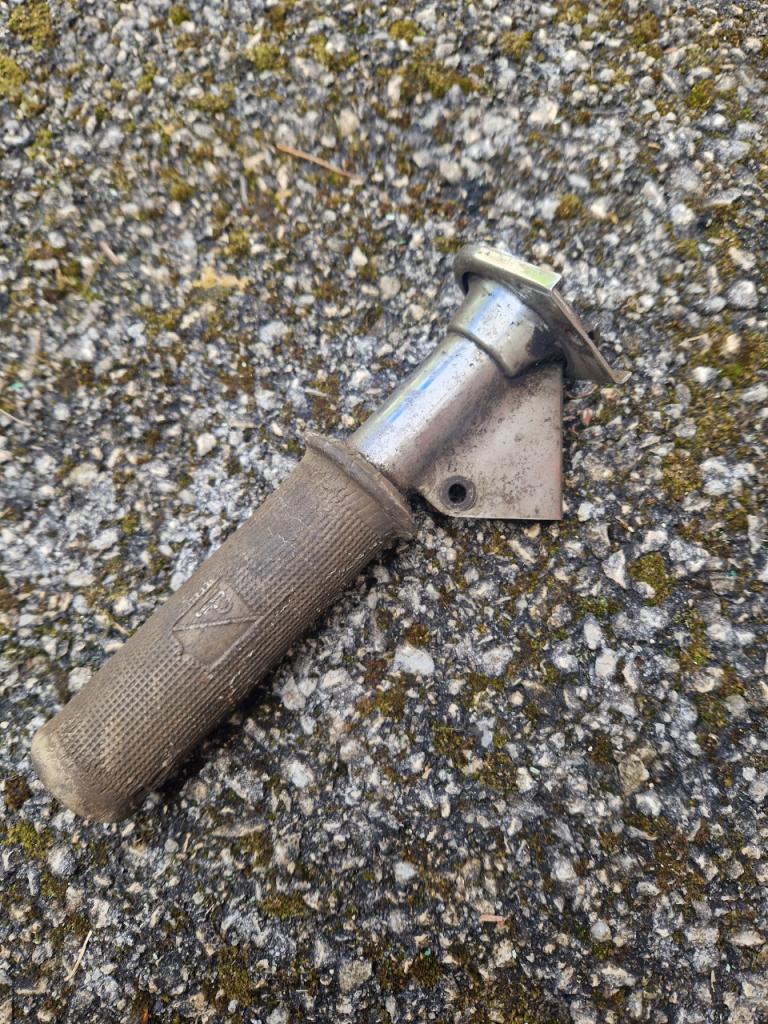 Poignée vitesses ACMA Vespa LesAnciennes.com