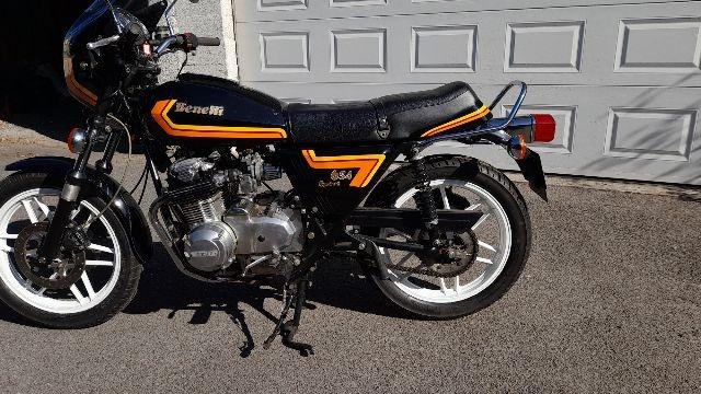 BENELLI 654 Sport - 1981 LesAnciennes.com