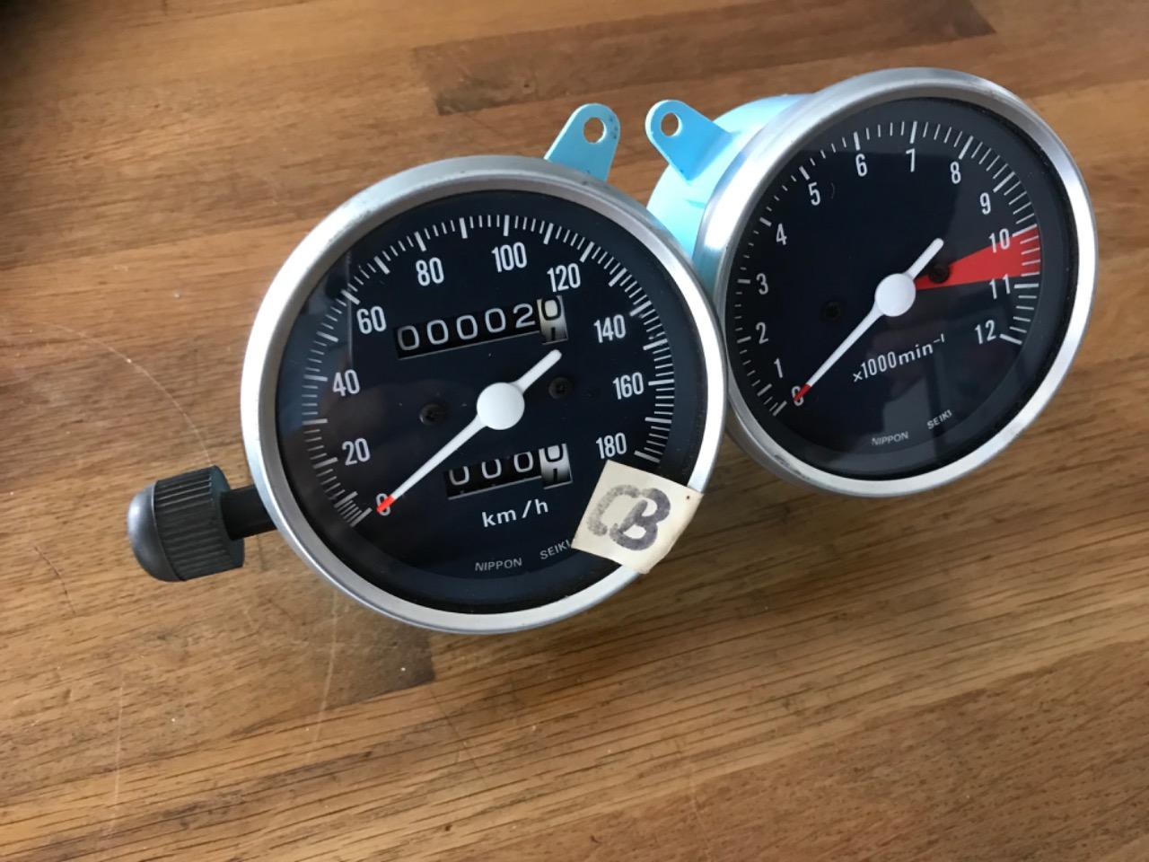 Honda CB 400 N / 250 N, compteur +ct neufs LesAnciennes.com