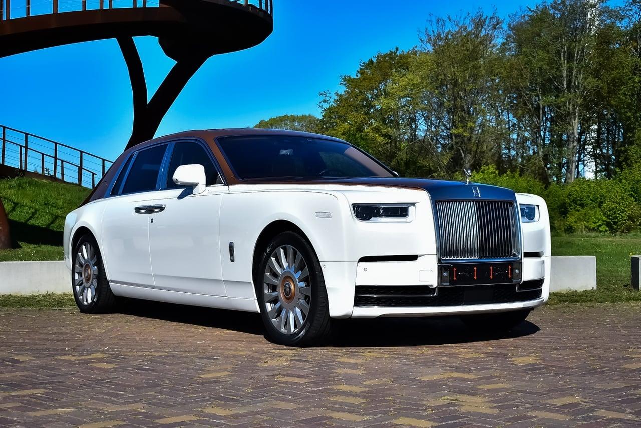 2017 Rolls Royce Phantom Saloon 6,75L V8 "Bespoke" LesAnciennes.com