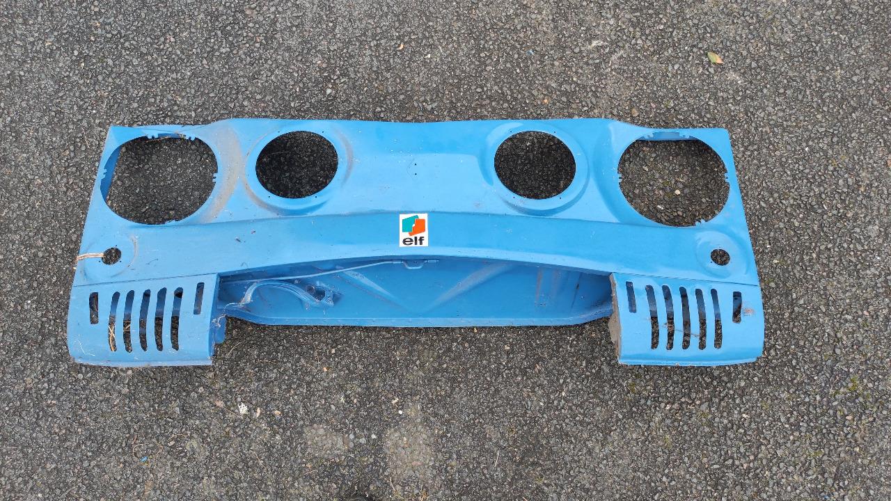 Calandre de R8 Gordini LesAnciennes.com