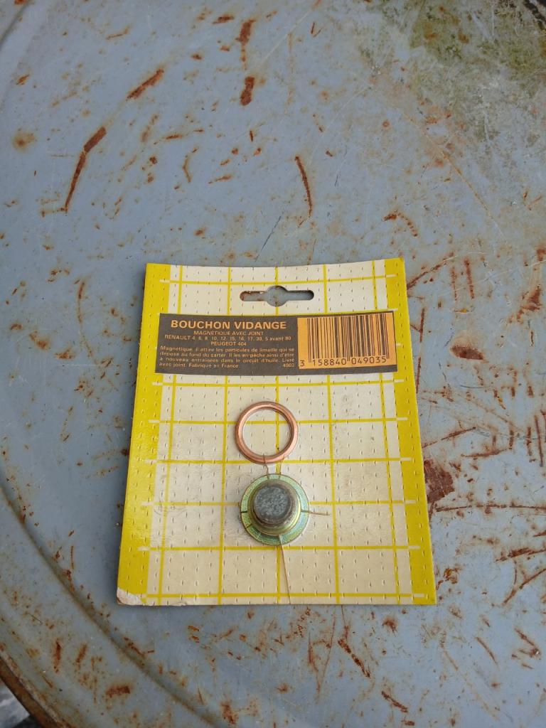 Bouchon de vidange RENAULT 16 (R16) LesAnciennes.com