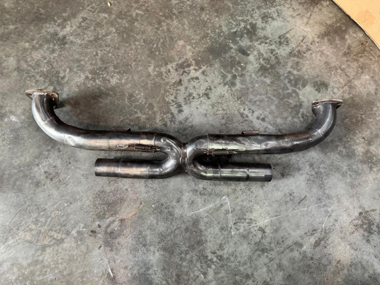 Tuyaux X-Pipe Cargraphic PORSCHE 997 - 991 LesAnciennes.com