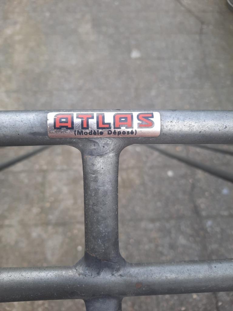 Galerie ATLAS Galerie de toit LesAnciennes.com