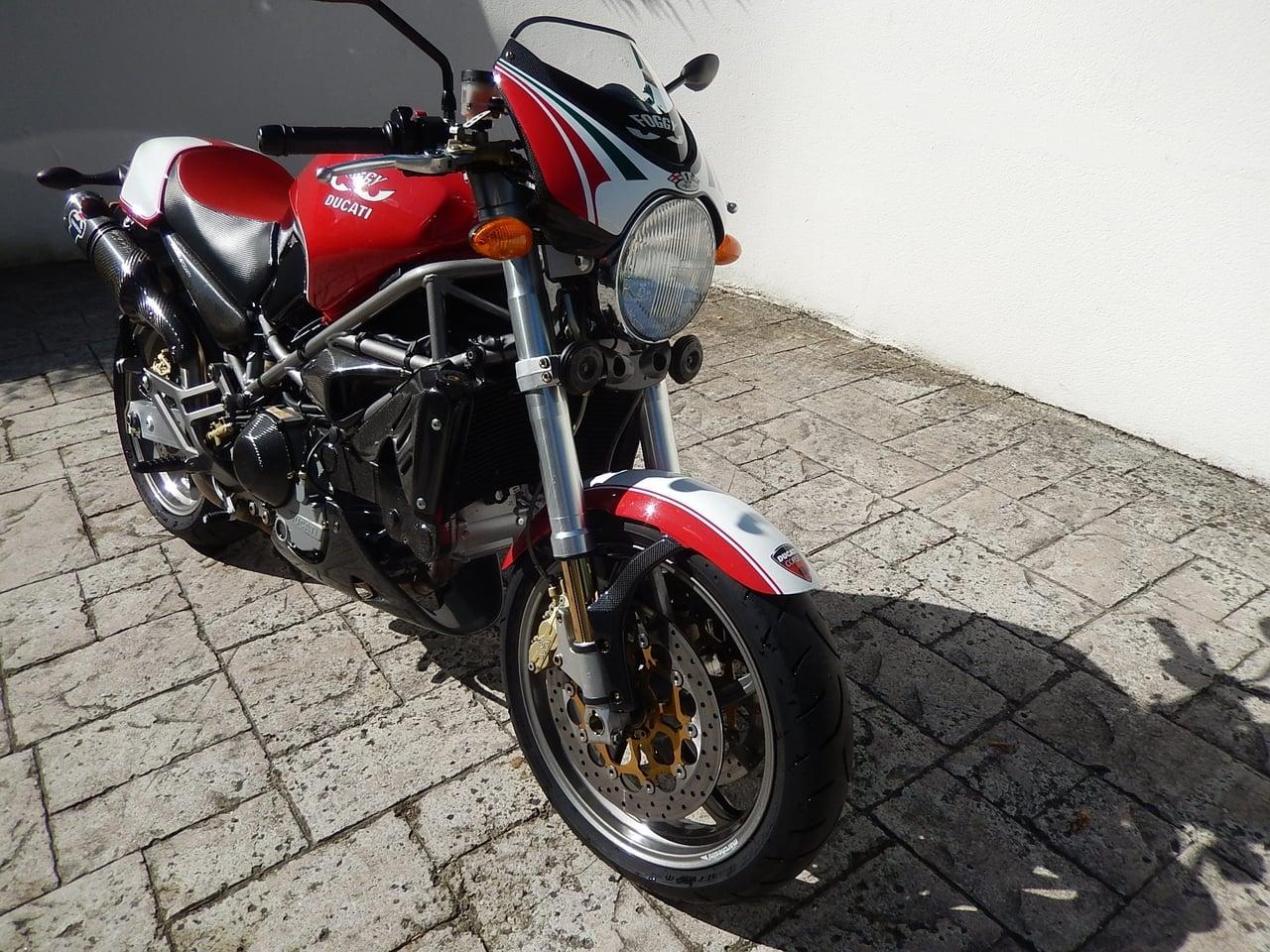 2001 Ducati Monster S4 Fogarty Edition LesAnciennes.com