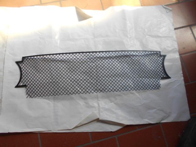 Calandre avant Lamborghini Espada LesAnciennes.com