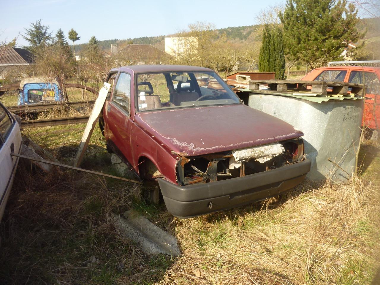 Lot de pièces LANCIA Y10 LesAnciennes.com