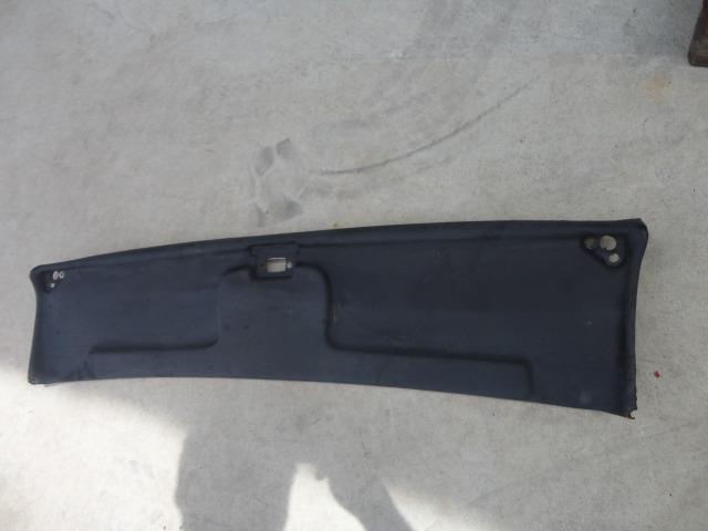 Panneau interne de toit pour Alfa Romeo Montreal LesAnciennes.com