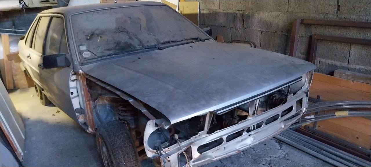 VOLKSWAGEN Type 82 Santana GLX TD - 1984 LesAnciennes.com