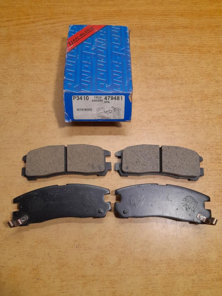 Plaquettes de frein Arrière Mitsubishi Galant LesAnciennes.com