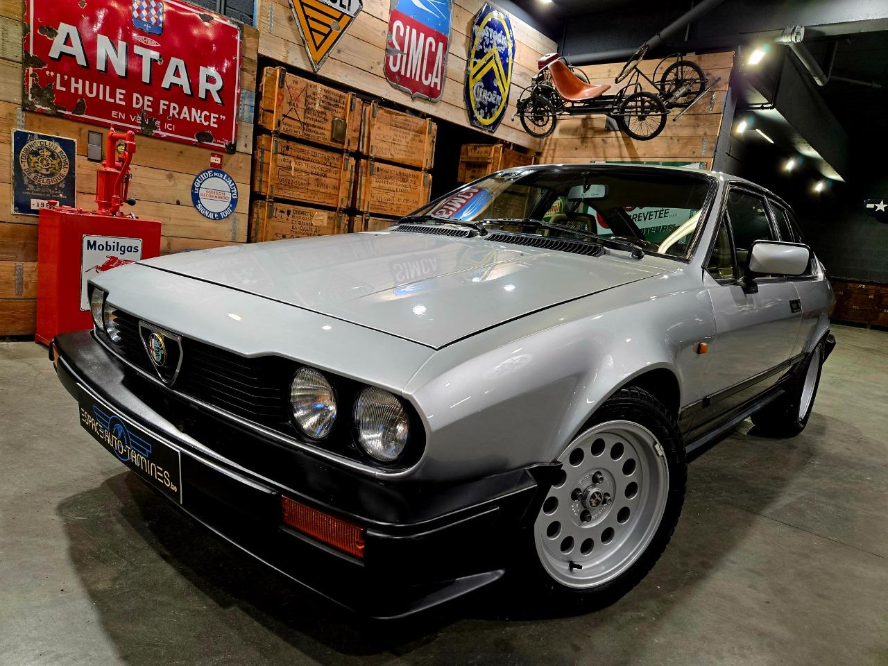 ALFA ROMEO GTV 2.0 - 1986 LesAnciennes.com