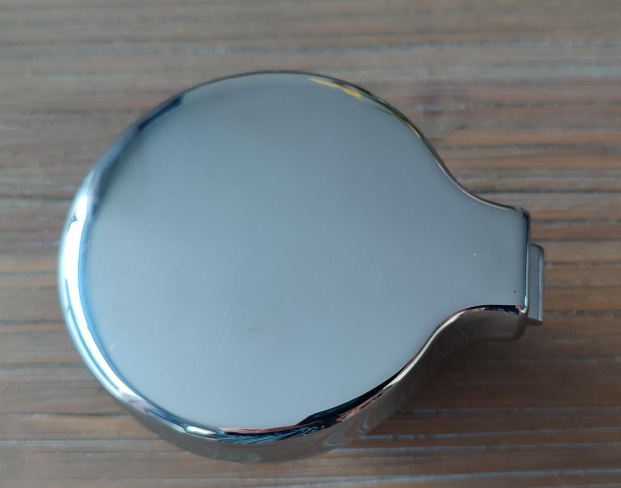 Bouchon de réservoir TRIUMPH TR6 LesAnciennes.com