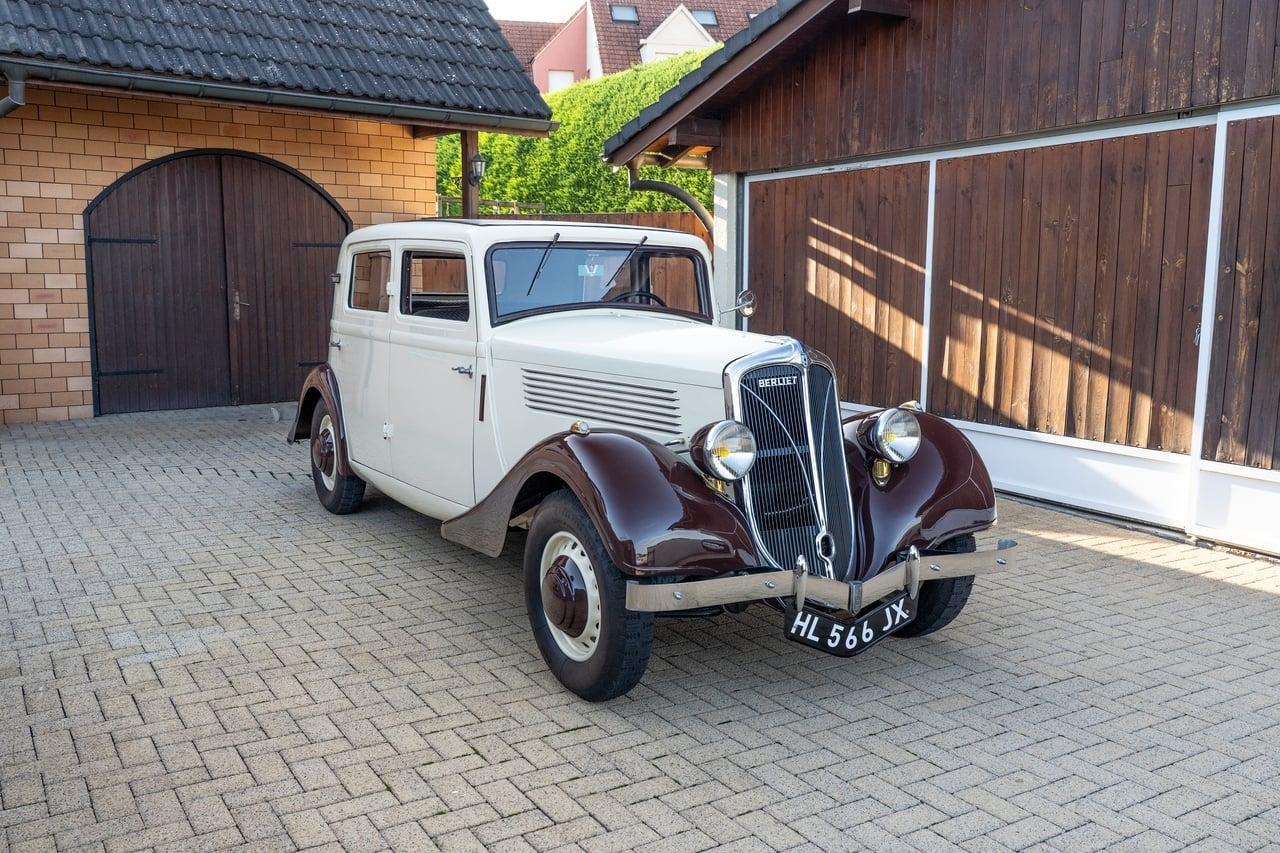 1938 Berliet 1144 Dauphine LesAnciennes.com