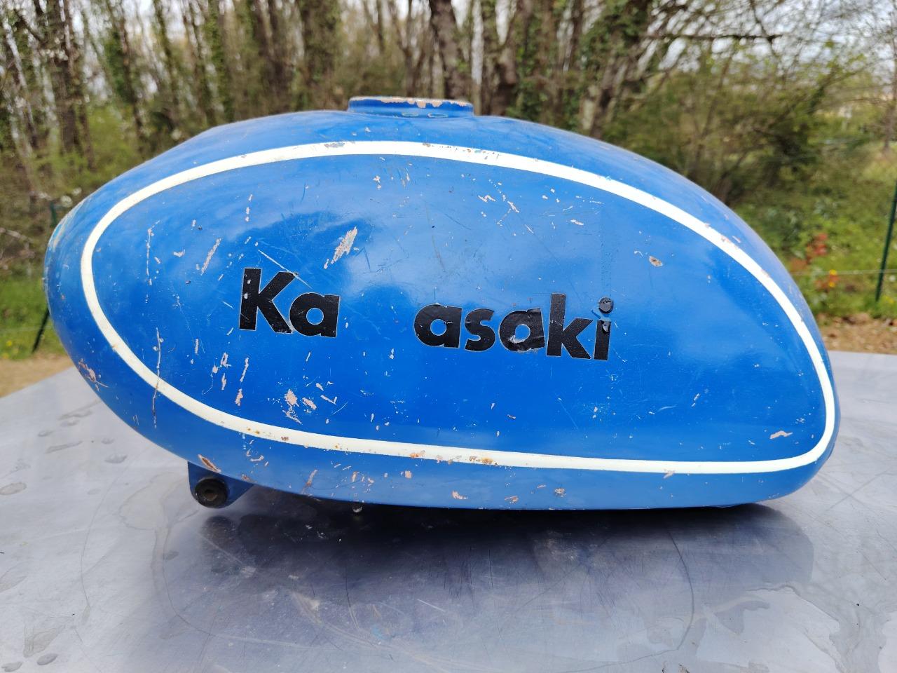 Réservoir KAWASAKI A7 350 LesAnciennes.com