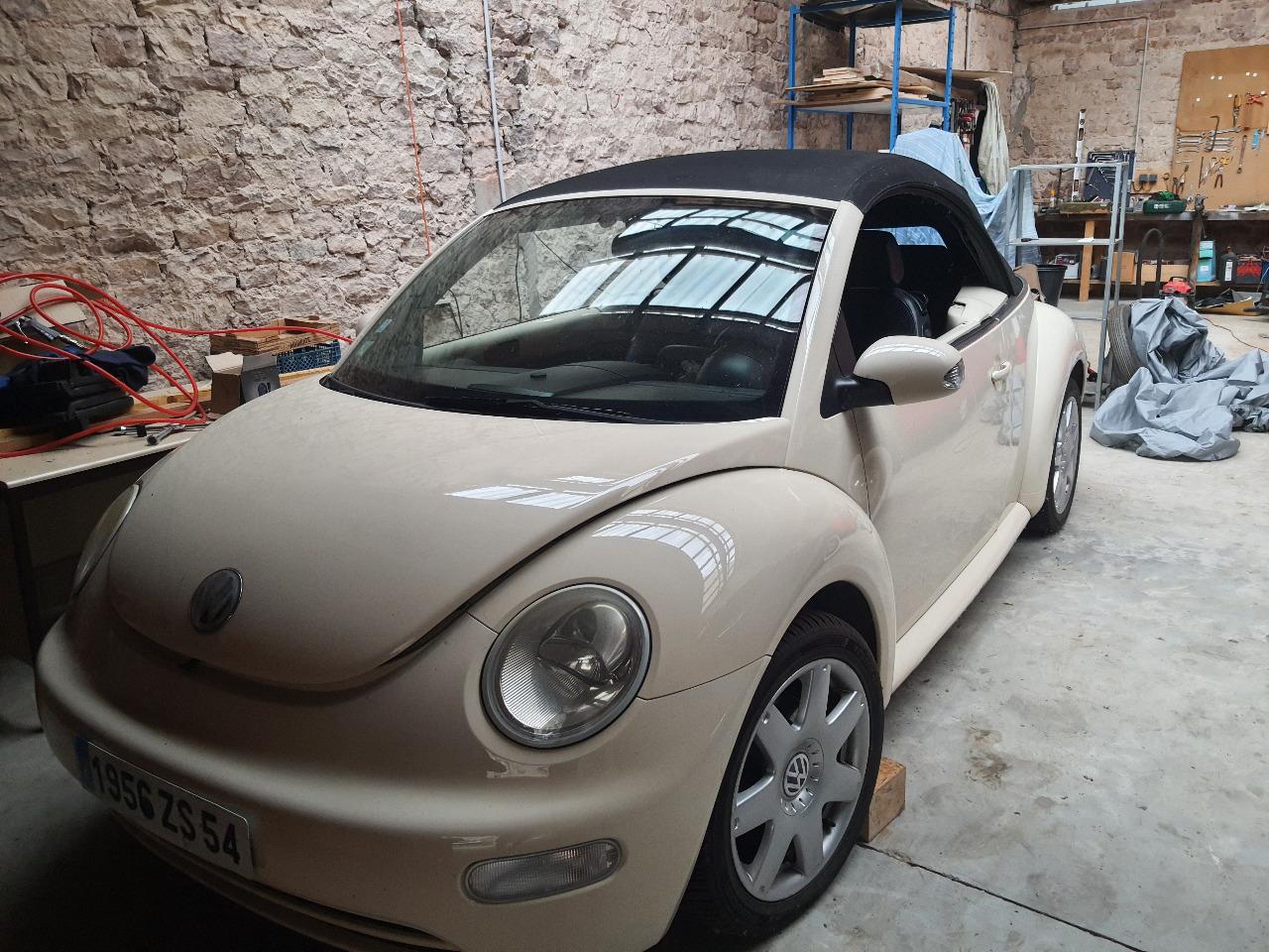 VOLKSWAGEN New Beetle cabriolet - 2003 LesAnciennes.com