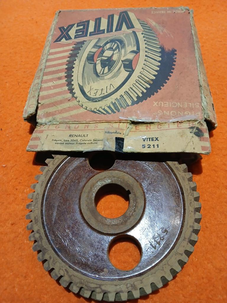 Pièces RENAULT Frégate type 2065 LesAnciennes.com