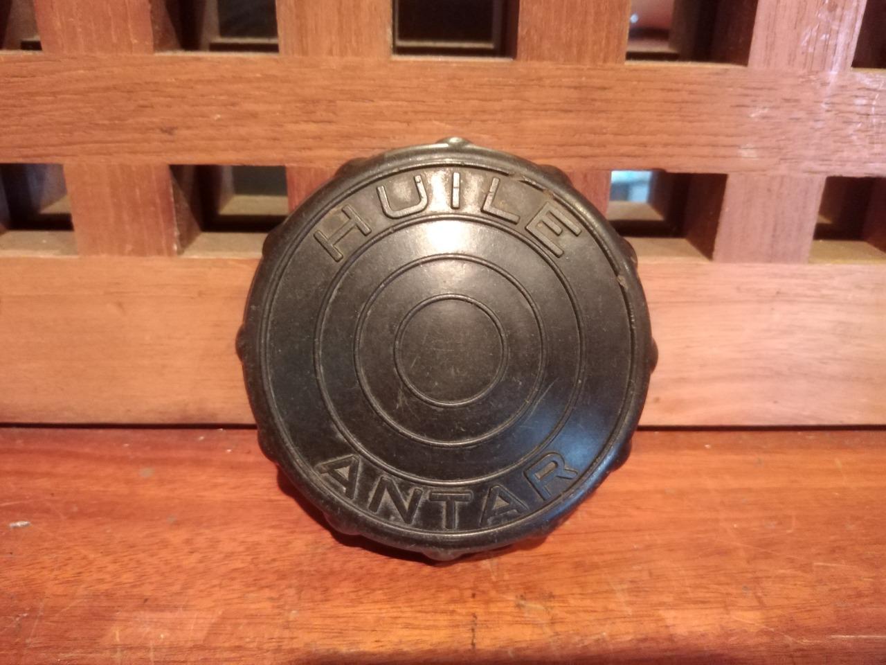 BOUCHON ANTAR LesAnciennes.com