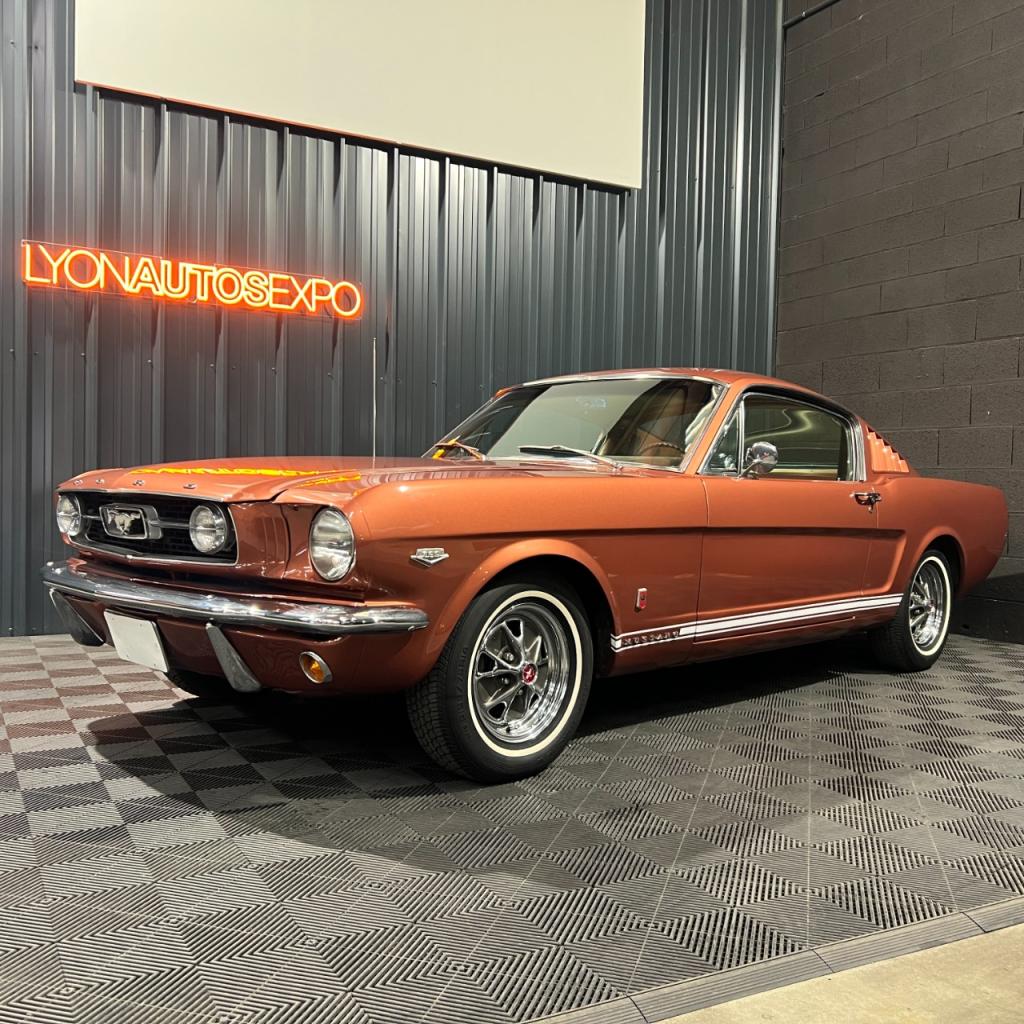 FORD Mustang FASTBACK V8 289CI K - 1966 LesAnciennes.com