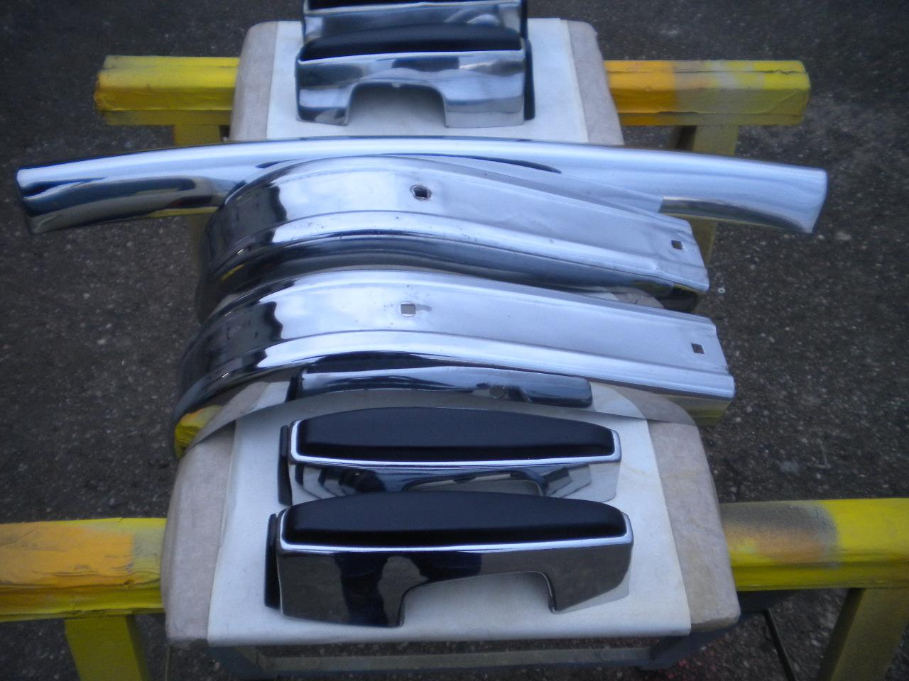 Pare choc RENAULT 8 (R8) r8 gordini r8s LesAnciennes.com