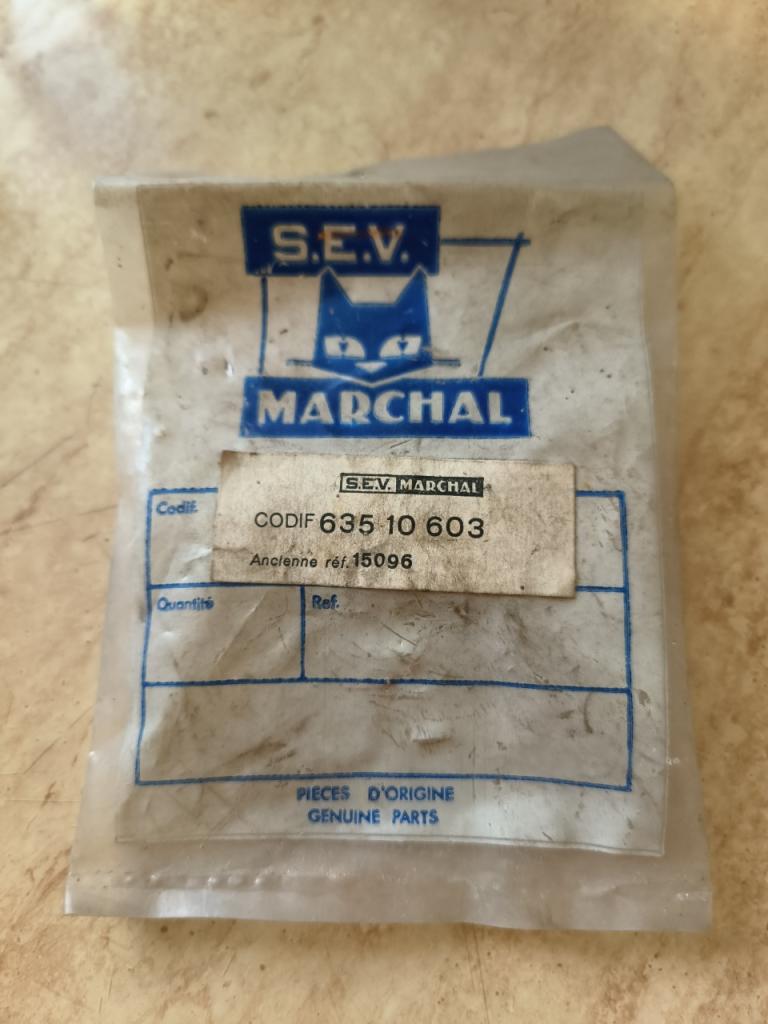 Porte ampoule SEV MARCHAL 15096 LesAnciennes.com