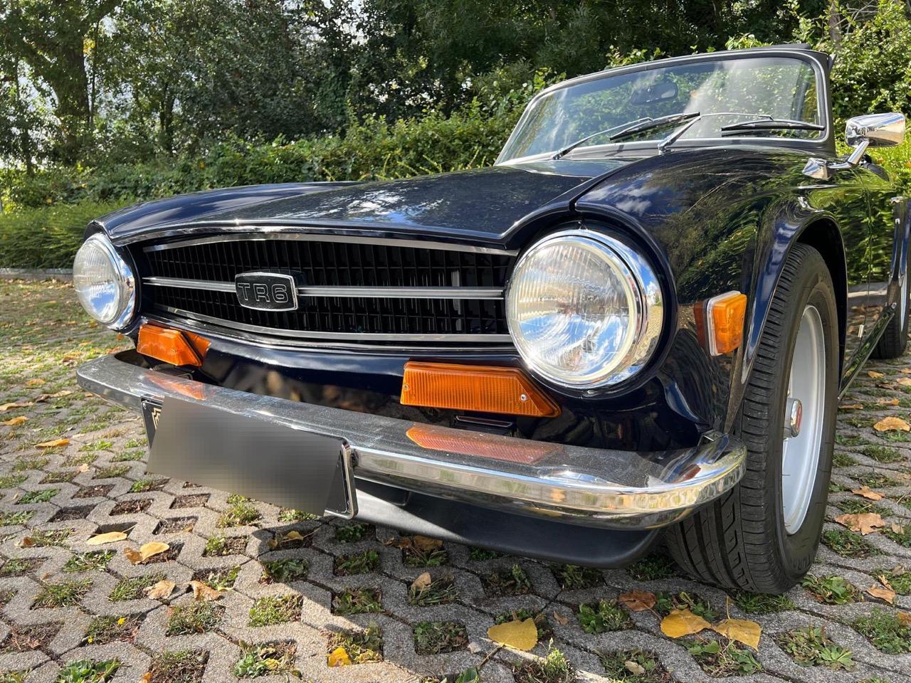 TRIUMPH TR6 - 1973 LesAnciennes.com